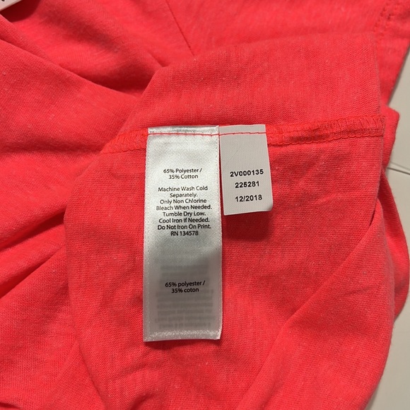 NWT Vineyard Vines Thursday is the New Friday Logo Tee Neon Watermelon Size XS - Picture 6 of 6